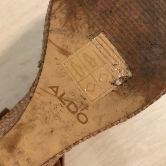 ALDO Wedges - Picture 6 of 6